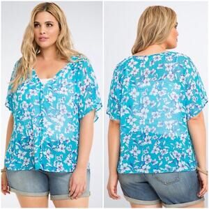 🌷5 for $25 Torrid Floral Chiffon Button Down Top